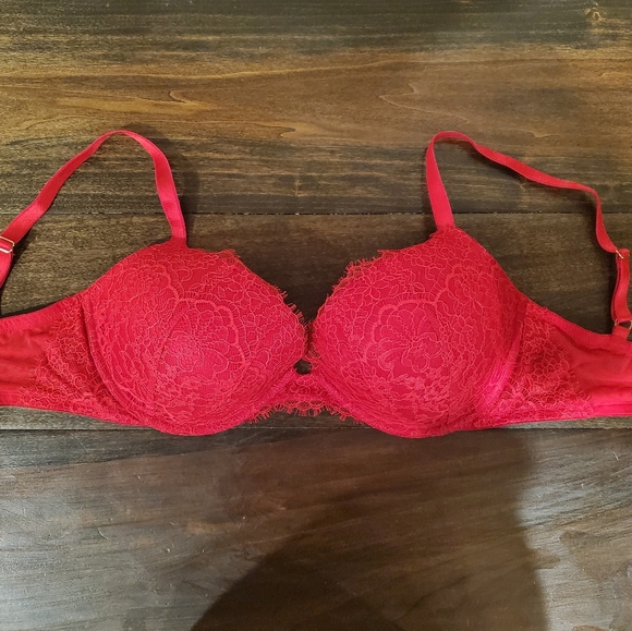 Victoria's Secret Red Lace Push Up Bra (36DDD) - Picture 1 of 5